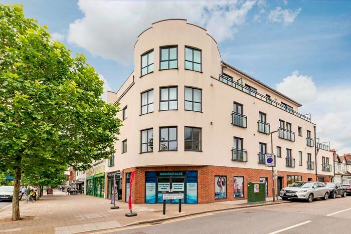 2 Bedroom Flat To Rent In Sandringham Avenue, Wimbledon Chase, SW20