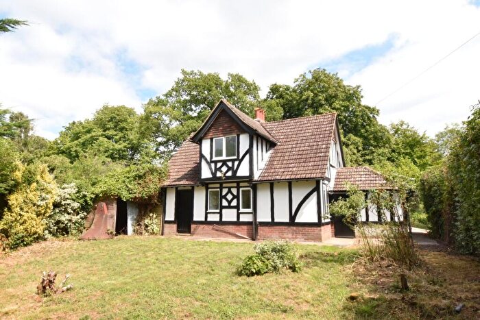 2 Bedroom Detached House For Sale In Old Ham Lane, Lenham, Maidstone, ME17