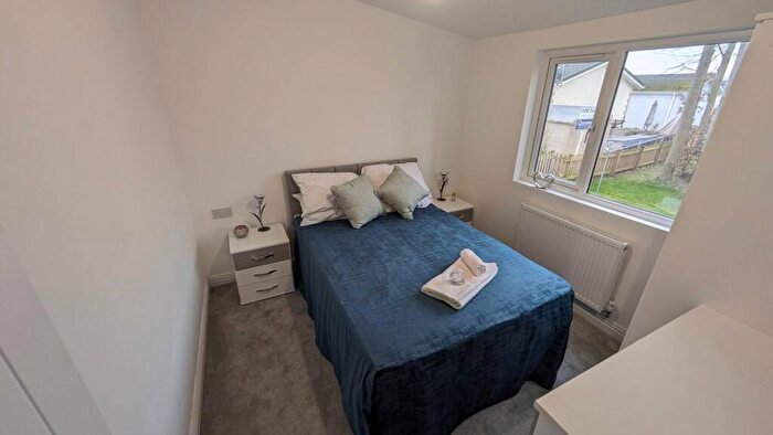 2 Bedroom Park Home For Sale In Bromyard, Herefordshire, HR7