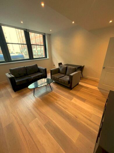 2 Bedroom Apartment To Rent In Gramercy House, Chorlton Street, Manchester, M1