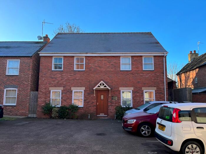 1 Bedroom Flat To Rent In Station Street, Atherstone, CV9