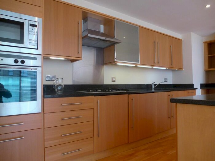 2 Bedroom Flat To Rent In Ferry Quays, Ferry Lane, Brentford, TW8