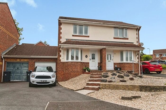 2 Bedroom Semi Detached House For Sale In Wren Close, Honiton, Devon, EX14