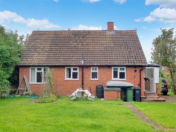 3 Bedroom Property To Rent In Birch Hill Road, Clehonger, Hereford, HR2