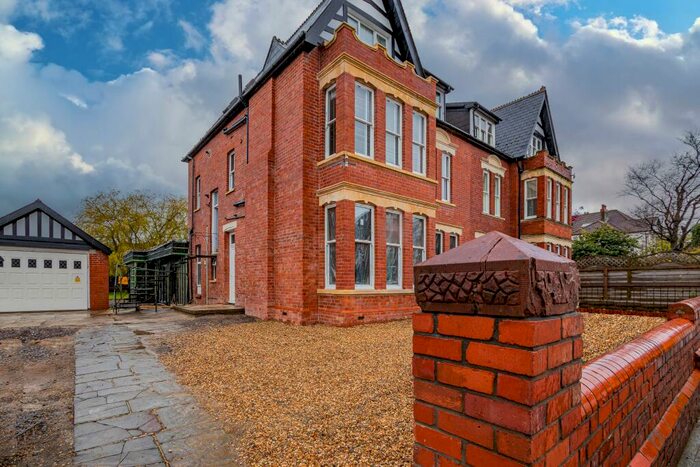 2 Bedroom Flat To Rent In Westbourne Road, Penarth, CF64