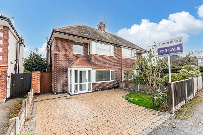 3 Bedroom Semi Detached House For Sale In Windsor Road, Mansfield, NG18