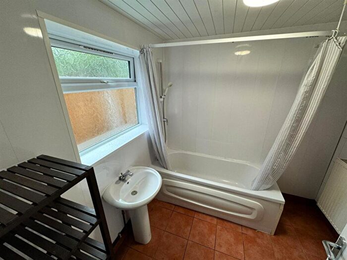 4 Bedroom Terraced House To Rent In Room, Bramble Street, Stoke, Coventry, CV1