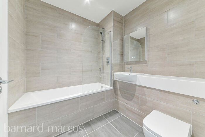 1 Bedroom Apartment To Rent In High Road, Whetstone, N20