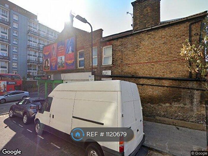 3 Bedroom Flat To Rent In Morning Lane, London, E9