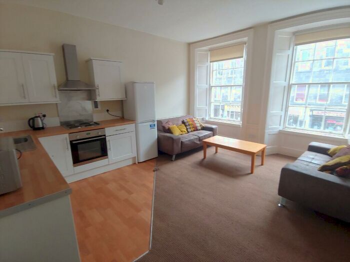 4 Bedroom Flat To Rent In Rankeillor Street, Newington, Edinburgh, EH8