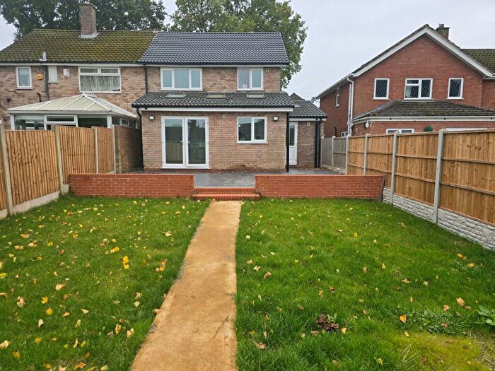 3 Bedroom Semi-Detached House To Rent In Blackberry Lane, Four Oaks, Sutton Coldfield, B74