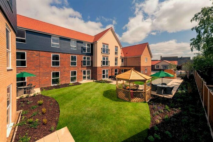 1 Bedroom Apartment For Sale In Mendham Lane, Harleston, IP20