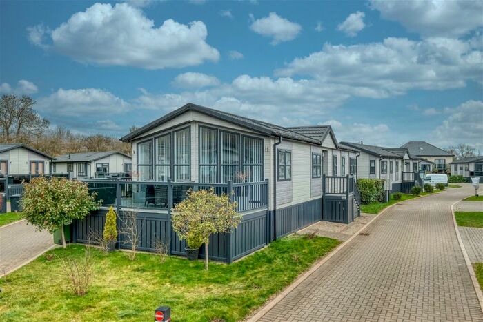 2 Bedroom Detached Bungalow For Sale In Welford Chase, Binton Road, Welford-On-Avon, CV37