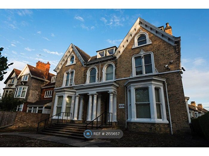 2 Bedroom Flat To Rent In Pearson Park, Hull, HU5