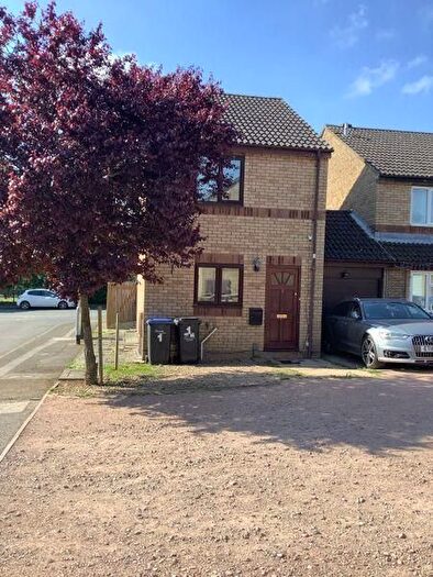 2 Bedroom Link Detached House To Rent In Tavistock Close, Ecton Brook, NN3