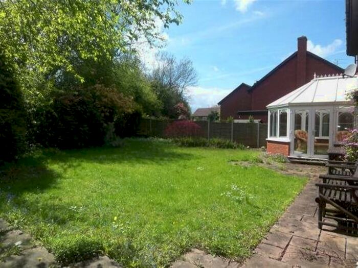 5 Bedroom Property To Rent In Coleby Close, Coventry, CV4
