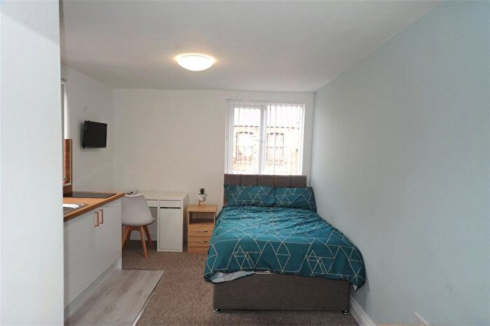 1 Bedroom Flat To Rent In Borough Road, Middlesbrough, North Yorkshire, TS1