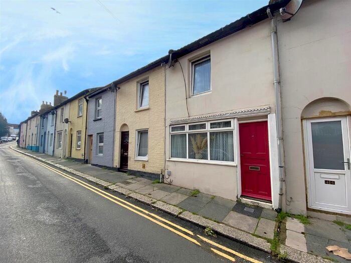 2 Bedroom Terraced House To Rent In Stonefield Road, Hastings, TN34