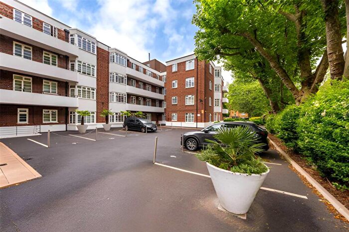 2 Bedroom Apartment For Sale In Greville Hall, St John's Wood, NW6
