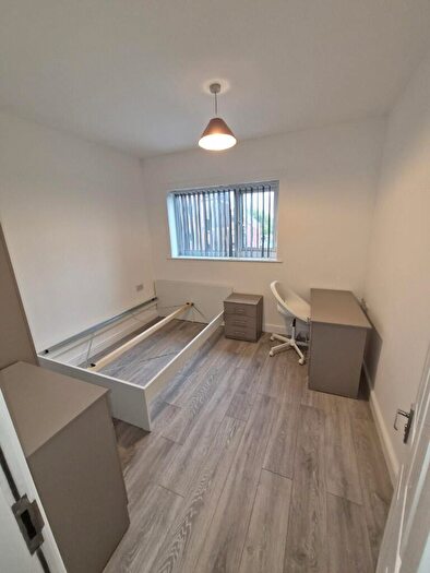 2 Bedroom Flat To Rent In Shield Street, Newcastle Upon Tyne, NE2