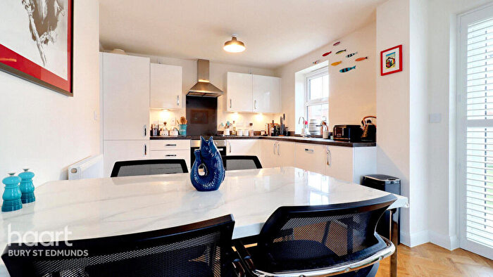 3 Bedroom Detached House For Sale In Melvin Way, Woolpit, Bury St Edmunds, IP30