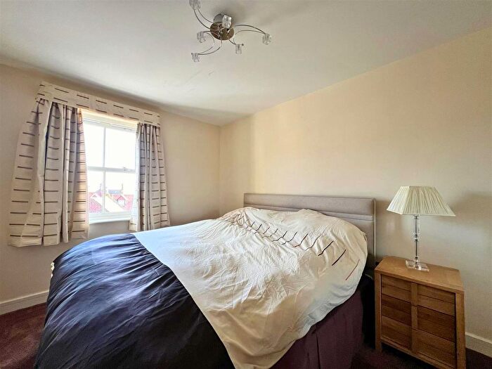 2 Bedroom Flat For Sale In Castle Heights, Marlborough Street, Scarborough, YO12