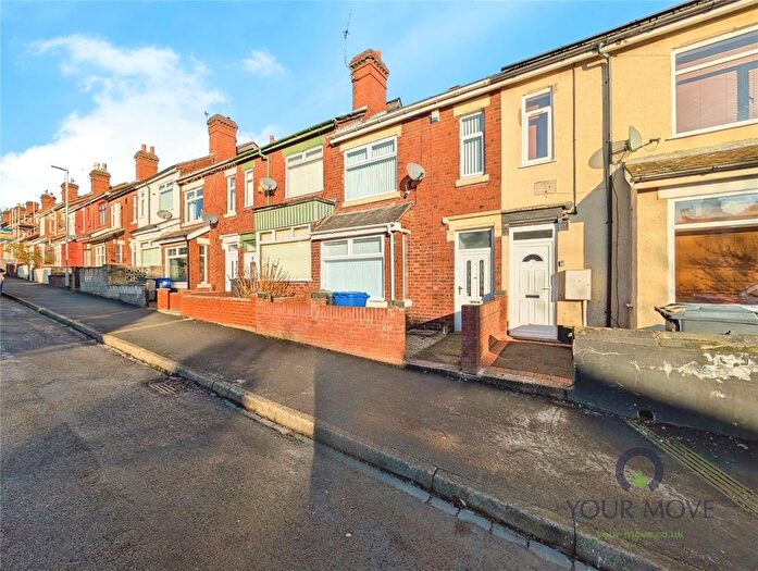 3 Bedroom Terraced House To Rent In Penfleet Avenue, Meir, Stoke-On-Trent, ST3