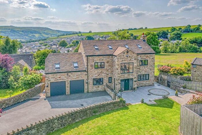 5 Bedroom Detached House For Sale In Grasmere House, College Road, Bradley, BD20