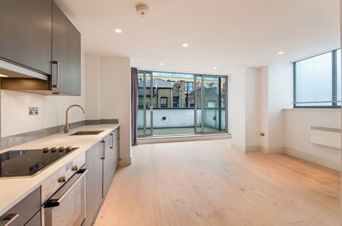2 Bedroom Flat To Rent In Lexington Street, Soho, W1F