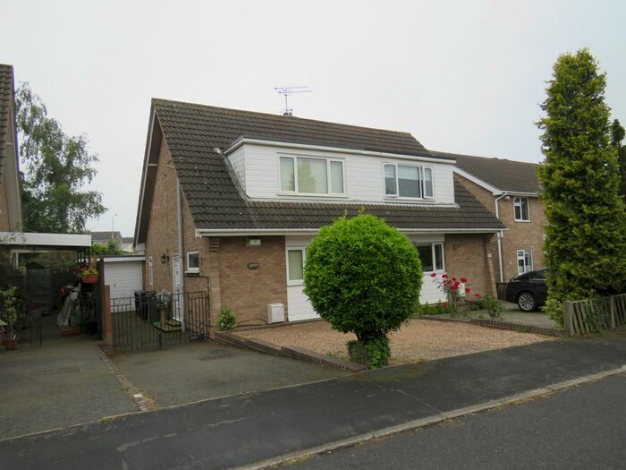 3 Bedroom Property To Rent In Milton Close, Wigston, LE18