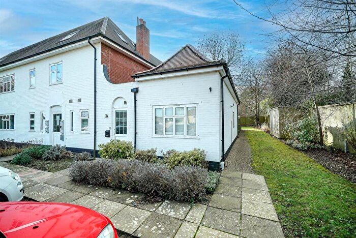 1 Bedroom Maisonette For Sale In Shenley Lane, St. Albans, AL2