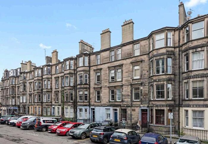 2 Bedroom Flat To Rent In /, Montgomery Street, Hillside, Edinburgh, EH7