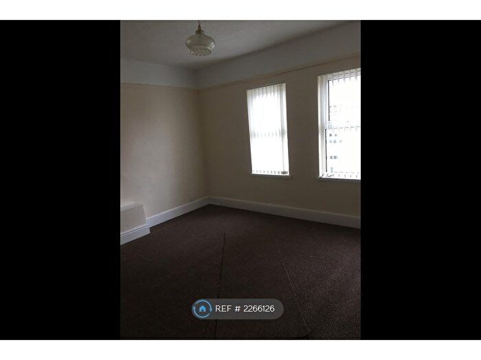 2 Bedroom End Of Terrace House To Rent In Hall St, Wrexham, LL14
