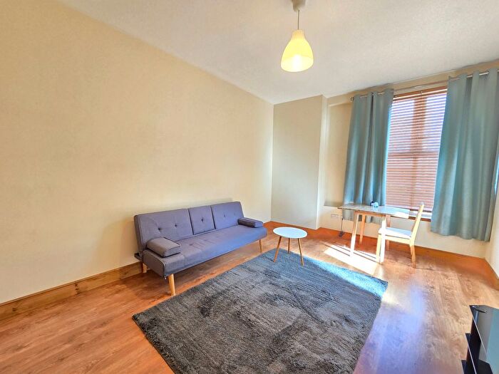 1 Bedroom Flat To Rent In Bedford Place, Kittybrewster, Aberdeen, AB24
