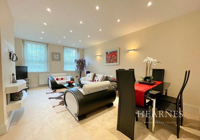3 Bedroom Apartment For Sale In Bath Hill Court, Bath Road, Bournemouth, BH1