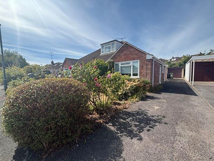3 Bedroom Semi-Detached Bungalow For Sale In Ladycroft, Leamington Spa, CV32