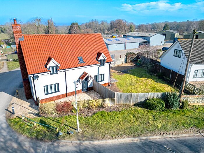 3 Bedroom Detached House For Sale In High Street, Tuddenham, Bury St. Edmunds, IP28