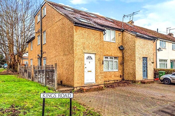 1 Bedroom Flat To Rent In Kings Road, London Colney, St. Albans, Hertfordshire, AL2