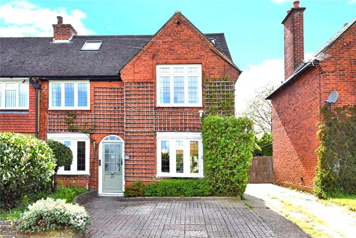 4 Bedroom Semi-detached House For Sale In Canons Lane, Burgh Heath, Tadworth, Surrey, KT20