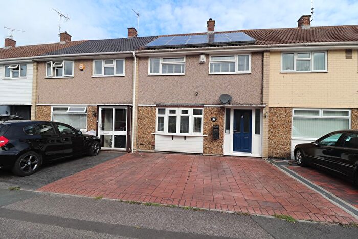 3 Bedroom Property To Rent In Nether Priors, Basildon, SS14