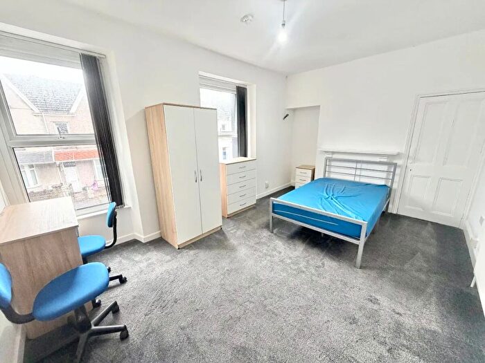 6 Bedroom Property For Sale In St. Helens Avenue, Brynmill, Swansea, SA1