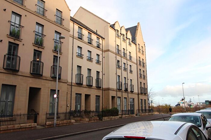 2 Bedroom Flat To Rent In Sandpiper Road, Leith, Edinburgh, EH6