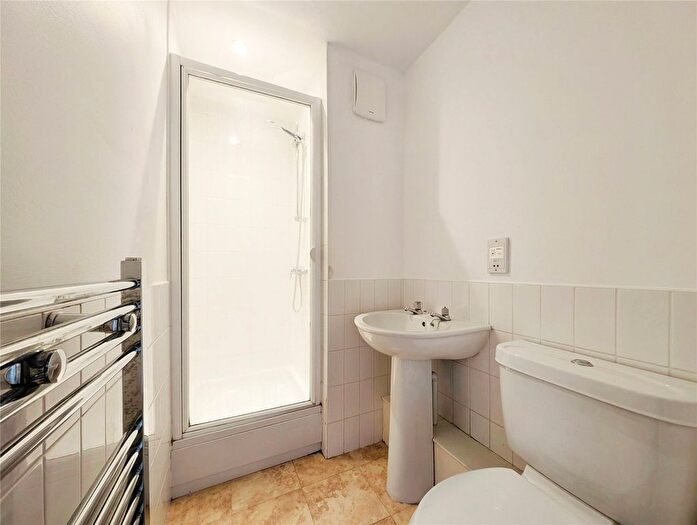 2 Bedroom Flat For Sale In Ouseburn Wharf, St. Lawrence Road, Newcastle Upon Tyne, Tyne And Wear, NE6
