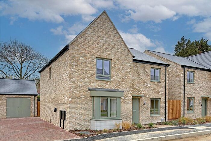 4 Bedroom Detached House For Sale In Darwin Green, Cambridge, CB3