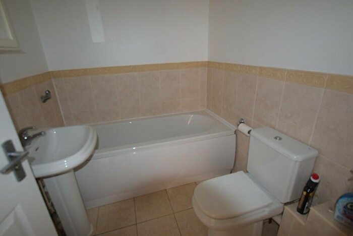 2 Bedroom Apartment To Rent In Bramley House, Christchurch Road, Bournemouth, BH1