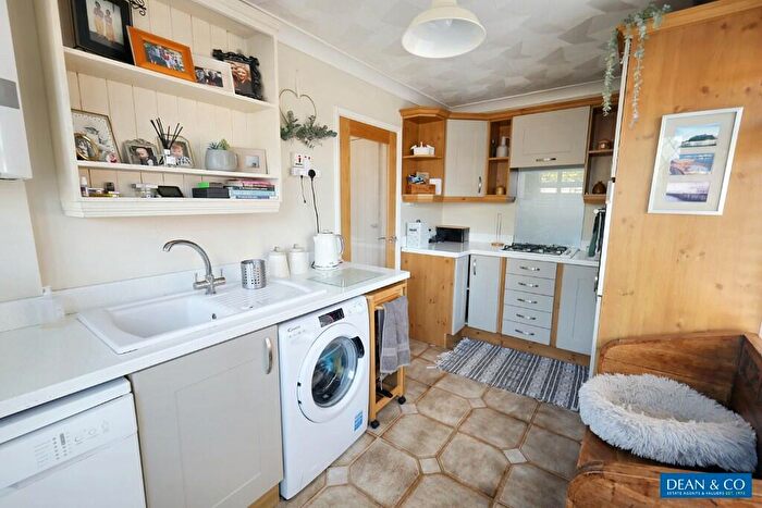 2 Bedroom Flat For Sale In Sherbourne Road, Hove, East Sussex, BN3
