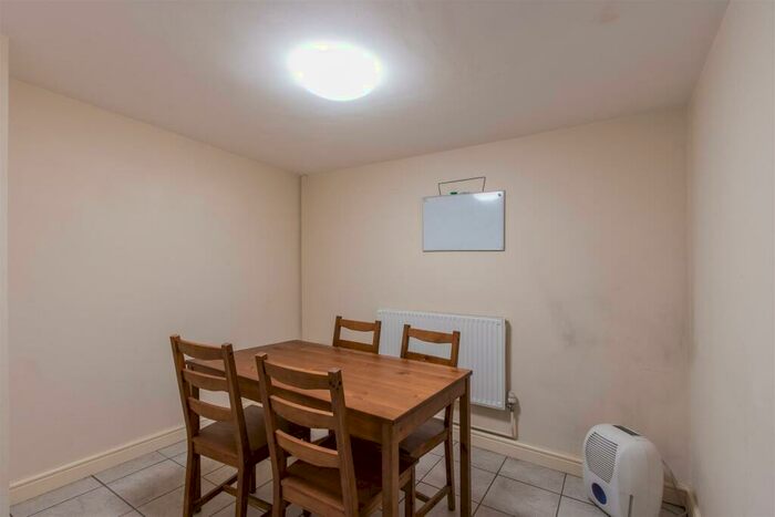1 Bedroom Private Hall To Rent In Newport Road, Roath, CF24