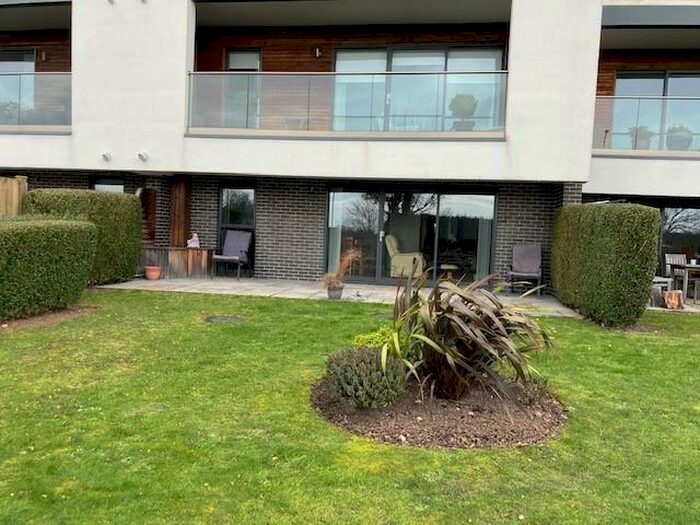 2 Bedroom Flat To Rent In Seabrook Road, Hythe, CT21