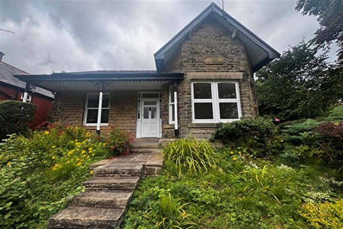 3 Bedroom Detached Bungalow To Rent In Diglee Road, Furness Vale, High Peak, SK23