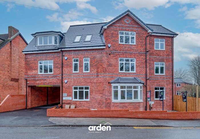 2 Bedroom Flat For Sale In Valentine Road, Birmingham, B14